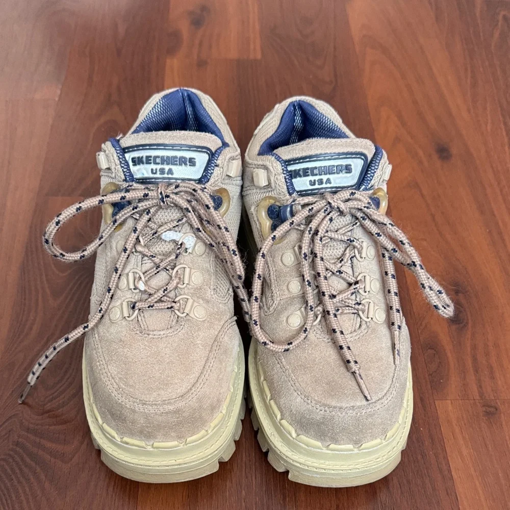 Vintage Skechers Platform Beige and Blue Sneakers